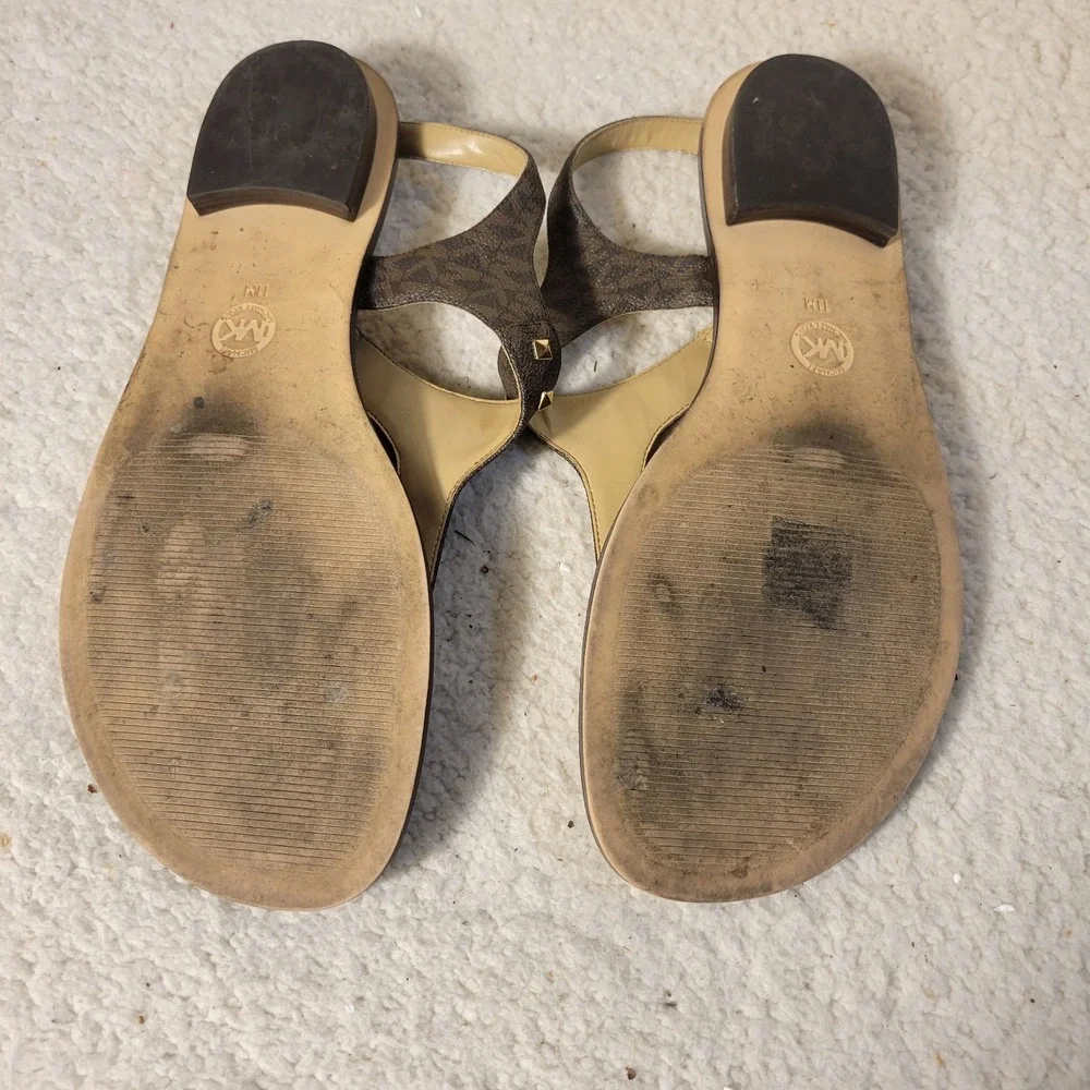 Michael Kors Women's 11M Studded Thong Sandals Brown Gold‎ Logo Strap Flat...